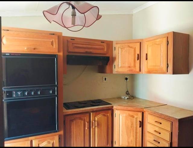 2 BEDROOM PROPERTY TO RENT IN MAHWELERENG